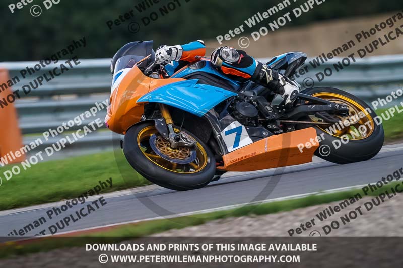 donington no limits trackday;donington park photographs;donington trackday photographs;no limits trackdays;peter wileman photography;trackday digital images;trackday photos
